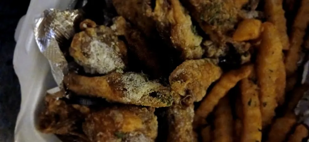 Crack Wings and Fries